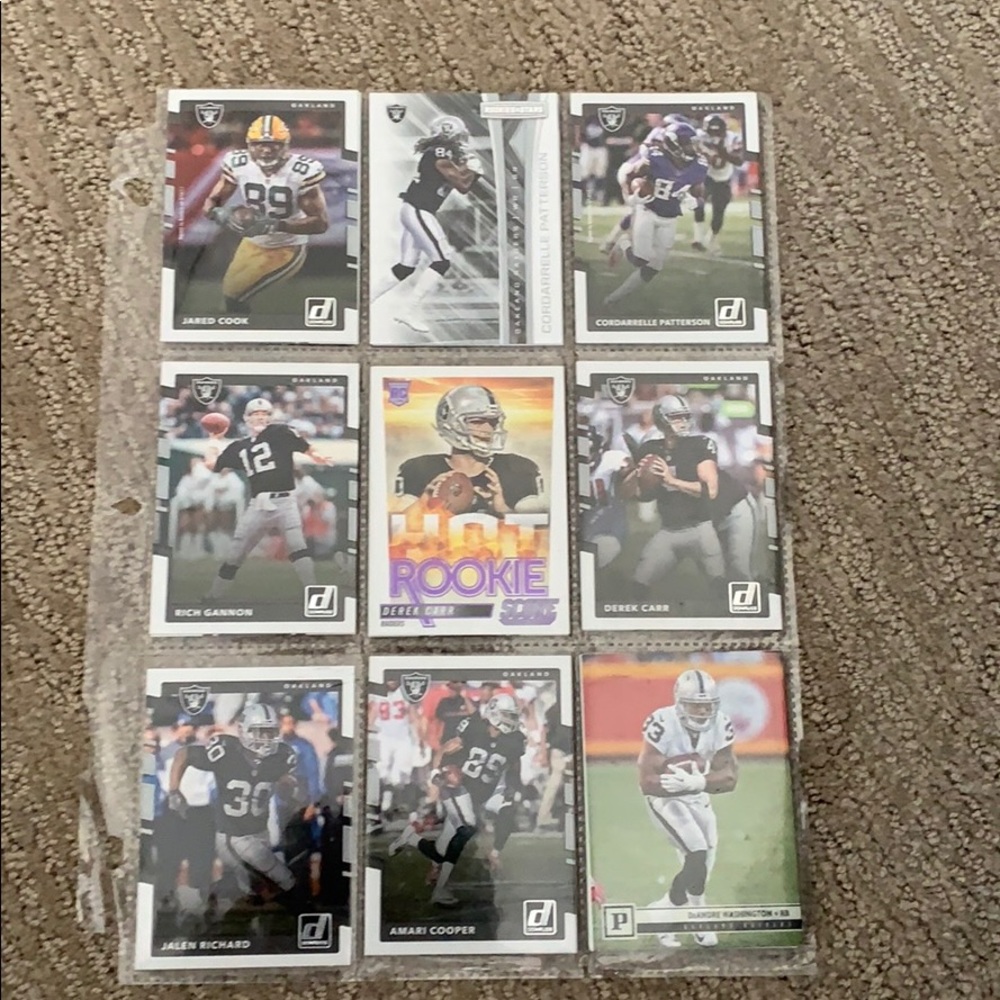 Raiders 18 pack of football cards